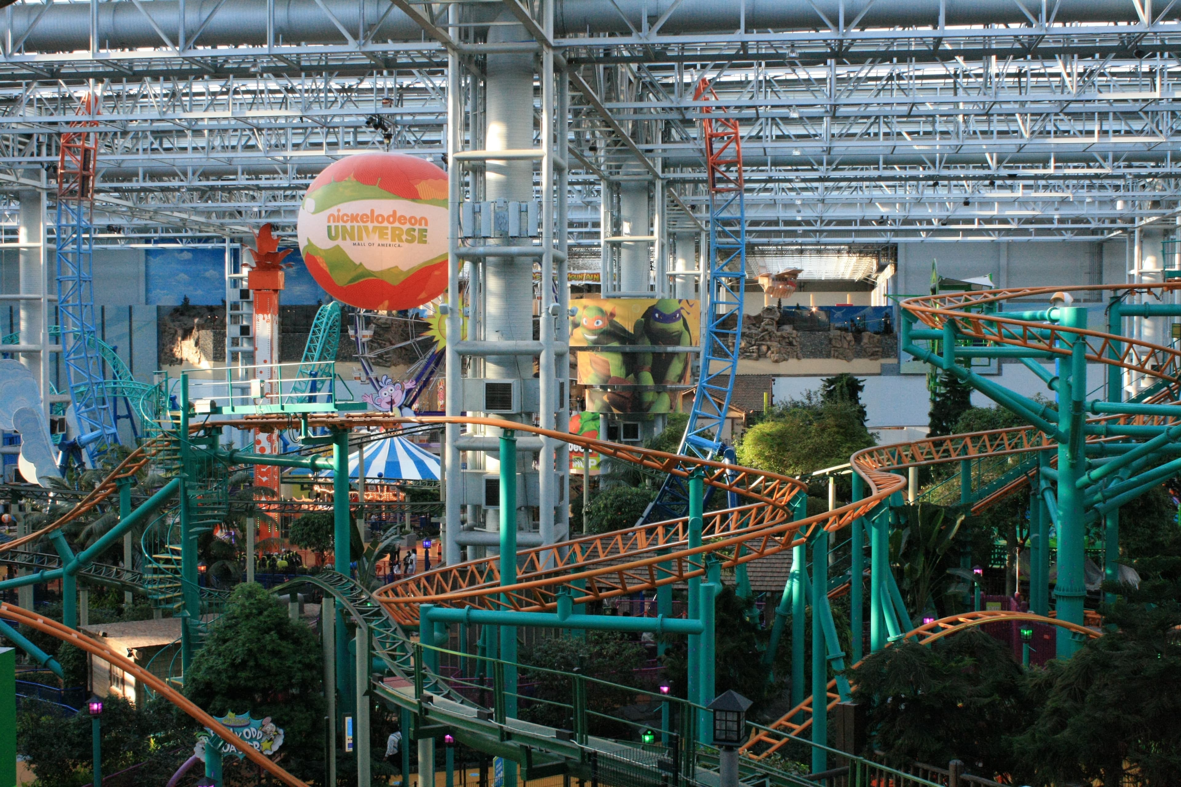 Nickelodeon Universe at Mall of America park