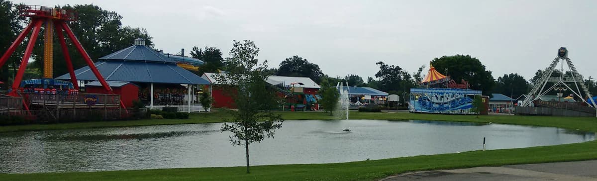 Beech Bend Amusement Park park