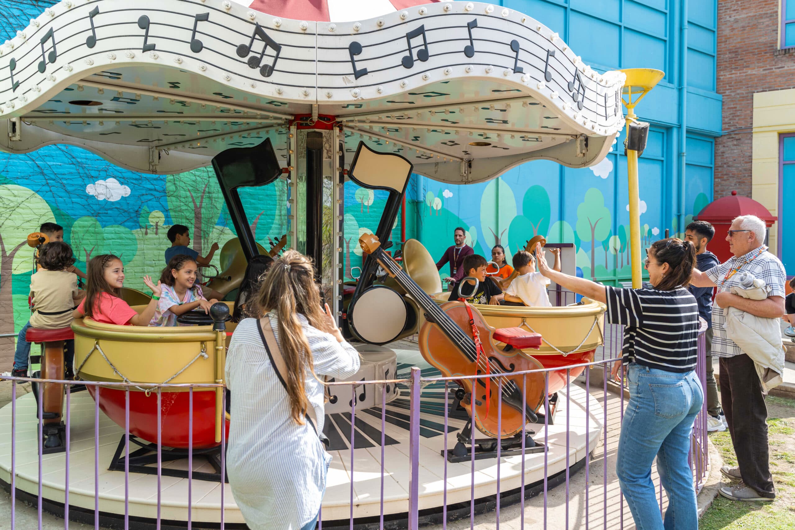 CARROUSEL MUSICAL at Parque de la Costa