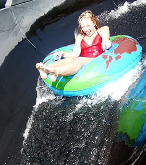Neptune's Plunge at Alabama Adventure & Splash Adventure