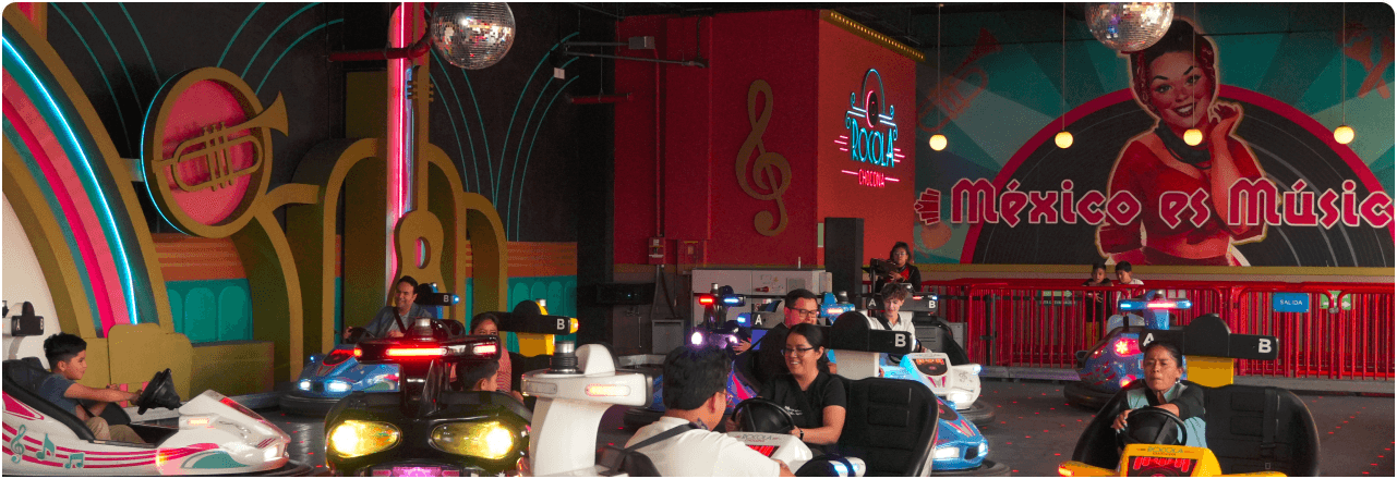 La Rocola Chocona at Parque Aztlán